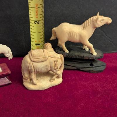 Hand Carved Horses #28