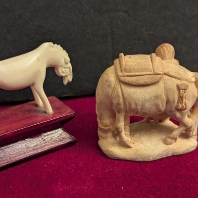 Hand Carved Horses #28