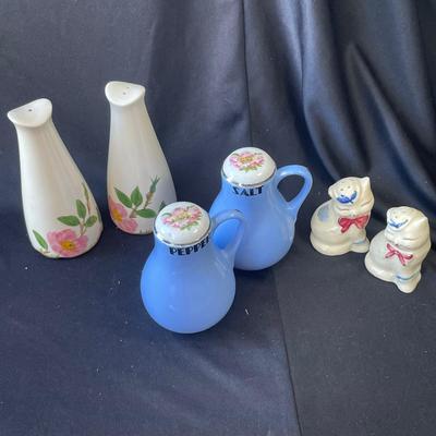 Sale Photo Thumbnail #1293: Franciscan Desert Rose, Hall China, & Shawnee Pottery.  All in great shape!