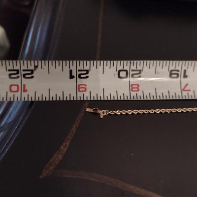14 Karat Yellow Gold Necklace with Anchor Pendant- Approx 21" Long and 6.0 Grams (#10)