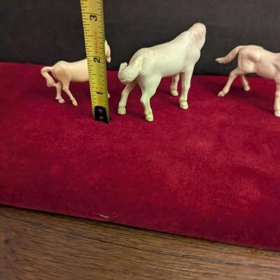 Vintage White Porcelain Horse Figures #33