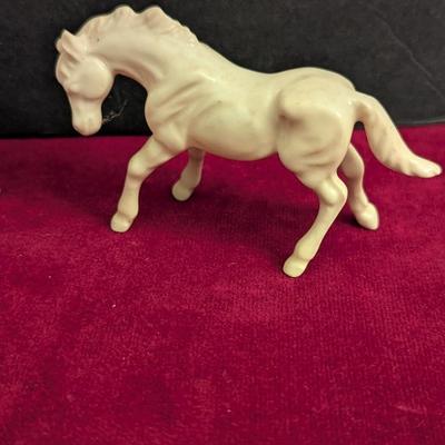 Vintage White Porcelain Horse Figures #33