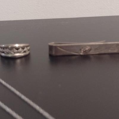 Collection of Sterling Silver Jewelry (#11)