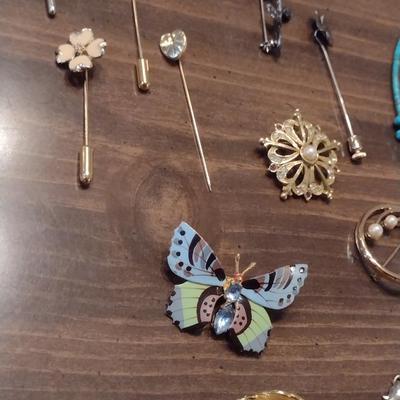 Collection of Fashion Jewelry (#12)