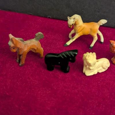 Vintage Miniature Horse Figurines #34