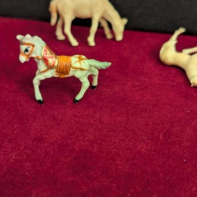 Vintage Miniature Horse Figurines #35