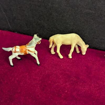Vintage Miniature Horse Figurines #35