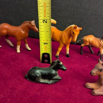 Vintage Miniature Horse Figurines #36
