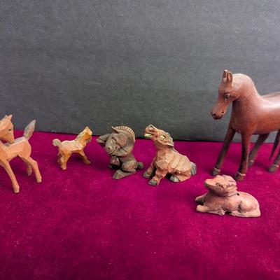 Vintage Hand Carved Horse Figures #37