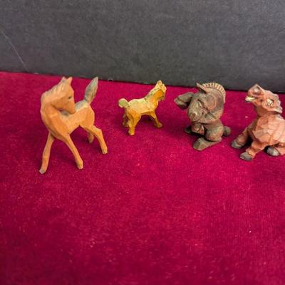 Vintage Hand Carved Horse Figures #37