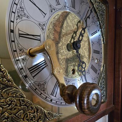 LOT 108L: Howard Miller Chateau Grandfather Clock