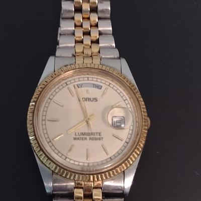Collection of Men's Wrist Watches- Assorted Makers (#17)