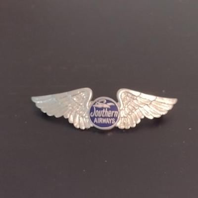 Vintage Southern Airways Lapel Pin (#18)