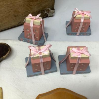 Sale Photo Thumbnail #208: You get A large wood box with latch, wood spoon, two wood plaques, and set of four wood presents. Not in the primary picture is a cloth clothes pin holder full of wood clothes pins. See individual pictures.