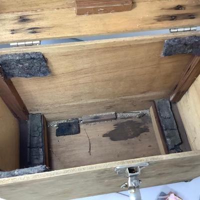 Sale Photo Thumbnail #212: You get A large wood box with latch, wood spoon, two wood plaques, and set of four wood presents. Not in the primary picture is a cloth clothes pin holder full of wood clothes pins. See individual pictures.