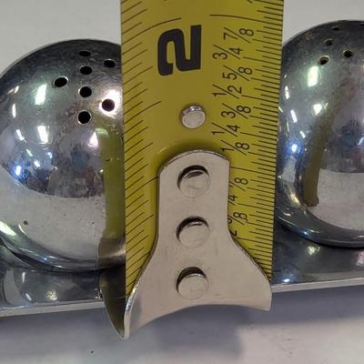 Ikea Stainless Shakers & Round Chrome Shakers