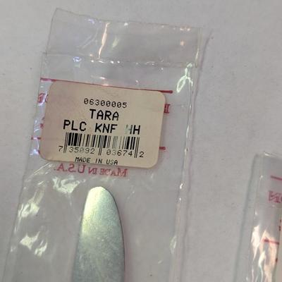 Tara by Reed and Barton Sterling Silver Regular Size Place Setting(s) 4pcs 130 grams