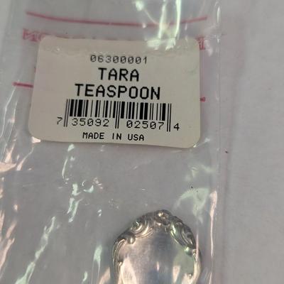 Tara by Reed and Barton Sterling Silver Regular Size Place Setting(s) 4pcs 130 grams