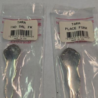 Tara by Reed and Barton Sterling Silver Regular Size Place Setting(s) 4pcs 130 grams