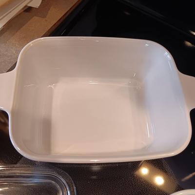 8-PIECE CORNINGWARE CASSEROLE DISHES