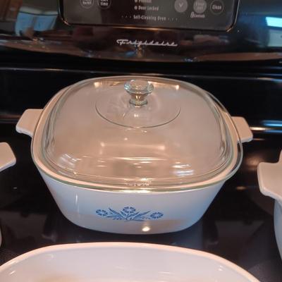 8-PIECE CORNINGWARE CASSEROLE DISHES