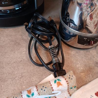 COFFEE PERCOLATOR TEA KETTLE KITCHEN TOWEL AND OVEN MITT PLUS MORE