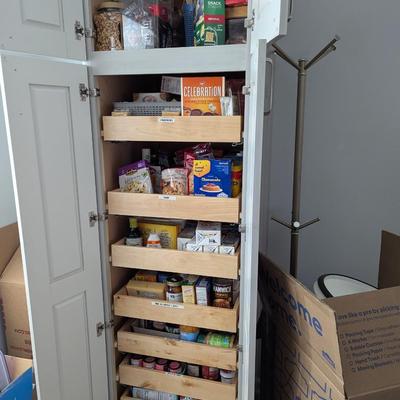 Pantry Full Of Food (Cabinet Not Included) (K)