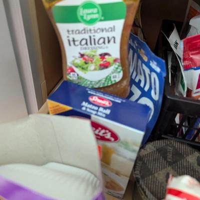 Pantry Full Of Food (Cabinet Not Included) (K)
