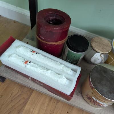 Array Of Candles Several Different Brands #2 (Most Of Them Have Not Been Used) (FR)