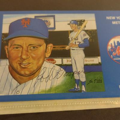 Sale Photo Thumbnail #1475: Collection of Sports Memorabia- Some Autographed- Mostly NY Mets- Vintage 1969 Postcards