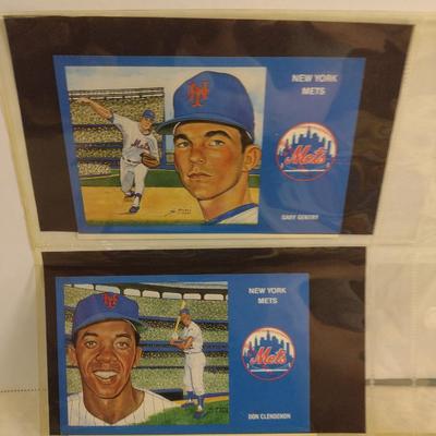 Sale Photo Thumbnail #1453: Collection of Sports Memorabia- Some Autographed- Mostly NY Mets- Vintage 1969 Postcards