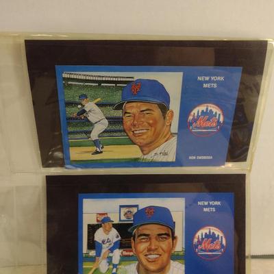 Sale Photo Thumbnail #1452: Collection of Sports Memorabia- Some Autographed- Mostly NY Mets- Vintage 1969 Postcards