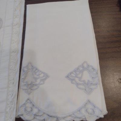 Vintage Embroidered Kerchiefs/Hand Towels