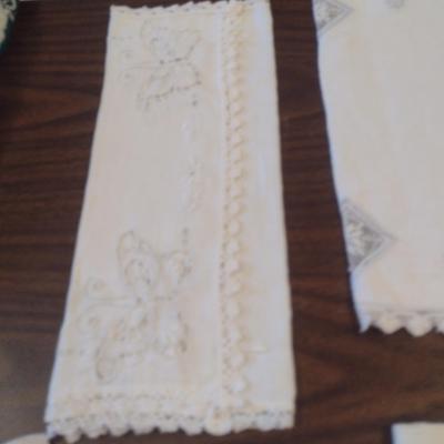 Vintage Embroidered Kerchiefs/Hand Towels