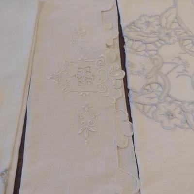 Vintage Embroidered Kerchiefs/Hand Towels