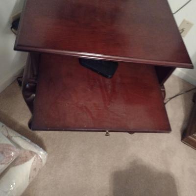 Wooden Media Stand with Pull Out Shelf
