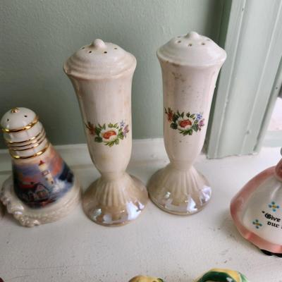 Nice Collection of Salt & Pepper Shakers Vasaline Uranium , Fish , Seahorses, Corn, Lighthouse, Pigs, Dutch boy Dutch girl
