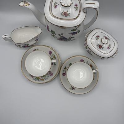 Wedgwood Cuckoo Bone China Tea Set – Elegant & Collectible
