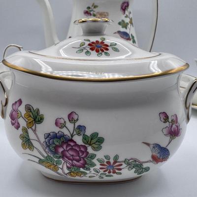 Wedgwood Cuckoo Bone China Tea Set – Elegant & Collectible