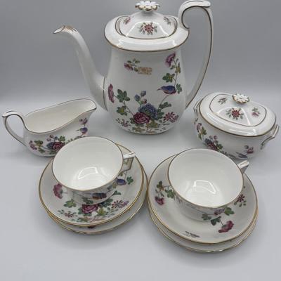 Wedgwood Cuckoo Bone China Tea Set – Elegant & Collectible