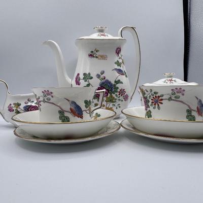 Wedgwood Cuckoo Bone China Tea Set – Elegant & Collectible