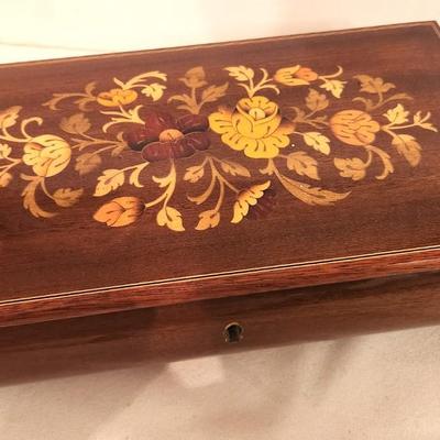Lot #68 Lot of 2 Italian Style Music/Jewelry Boxes - Both have the keys