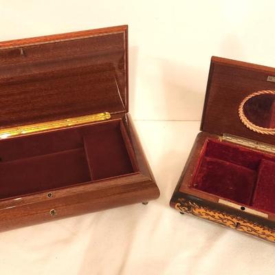 Lot #68 Lot of 2 Italian Style Music/Jewelry Boxes - Both have the keys