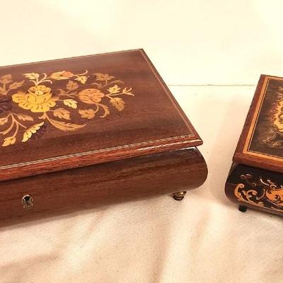 Lot #68 Lot of 2 Italian Style Music/Jewelry Boxes - Both have the keys
