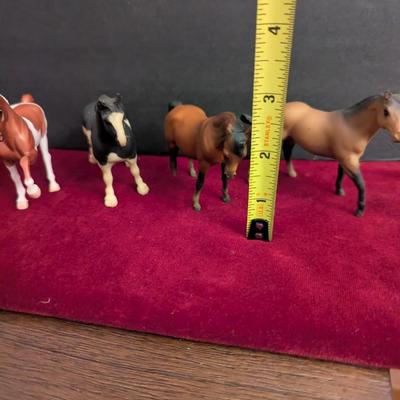 Vintage Horse Figurines #41