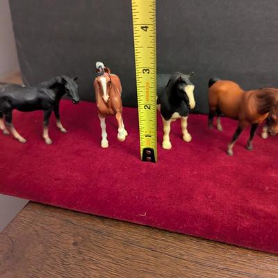 Vintage Horse Figurines #41