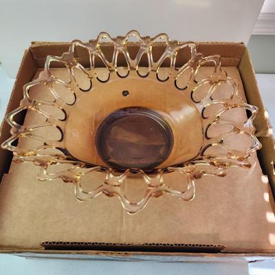 Vintage Hand Made Westmoreland Glass Doric Open lace Amber Centerpiece 12" bowl w Box