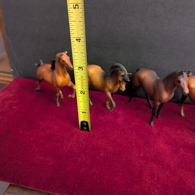 Vintage Horse Figurines #42