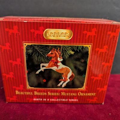 Breyer Beautiful Breeds Series: Mustang Ornament #46
