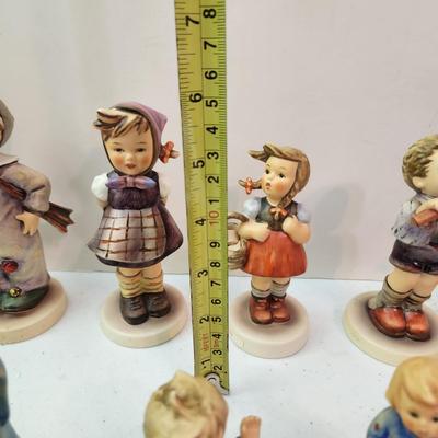 lot of 12 Goebel Hummels
